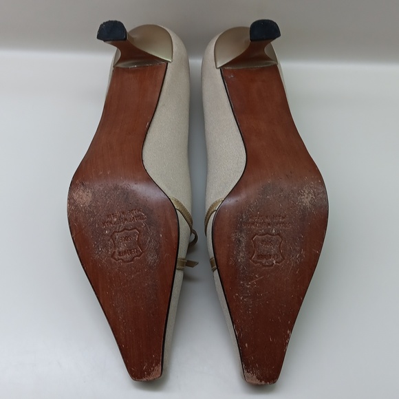 Stuart Weitzman - Picture 6 of 6